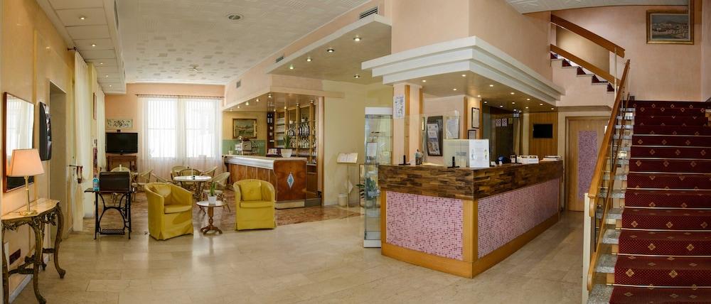 Hotel Kennedy Rimini Ngoại thất bức ảnh