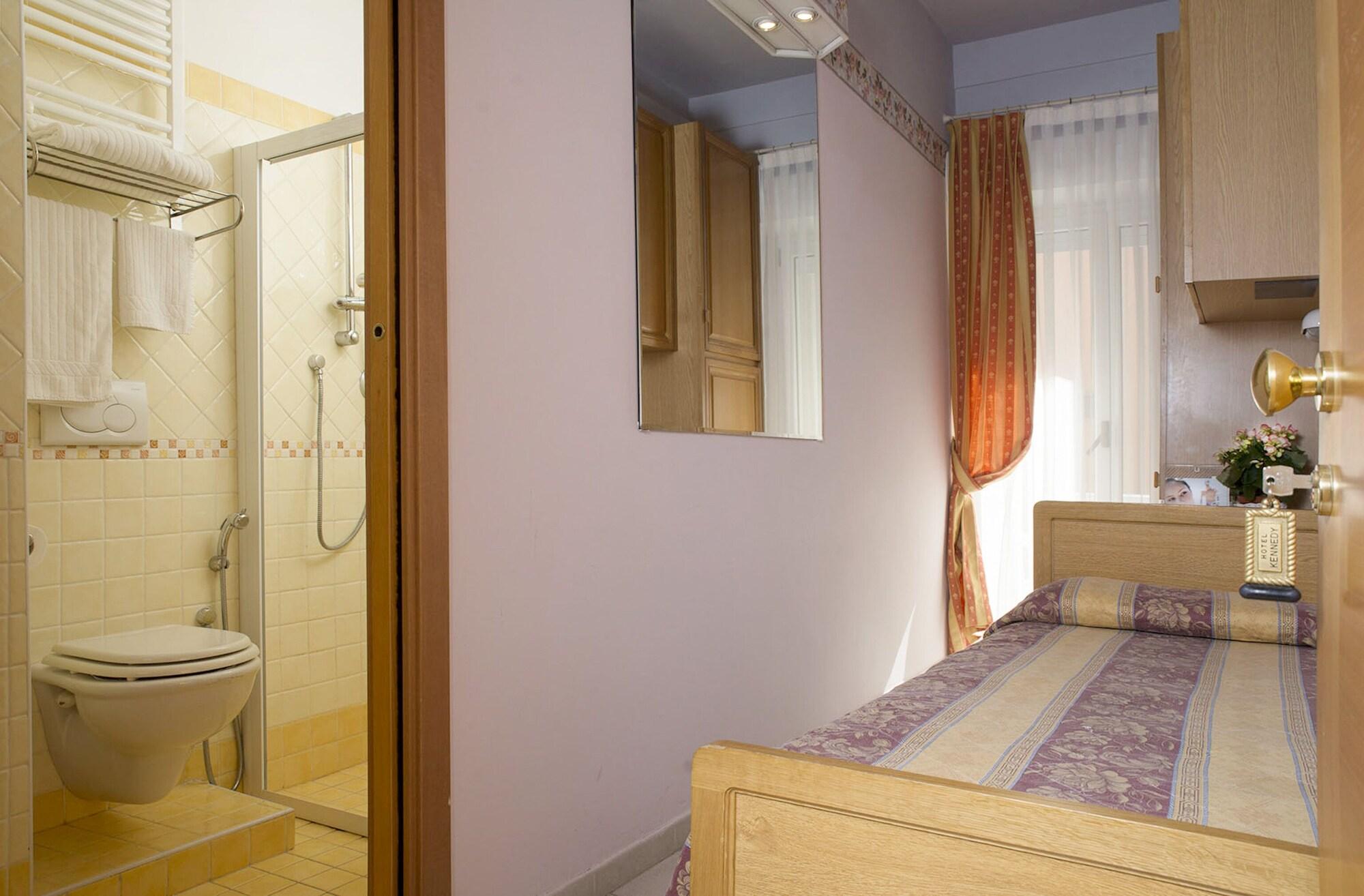 Hotel Kennedy Rimini Ngoại thất bức ảnh