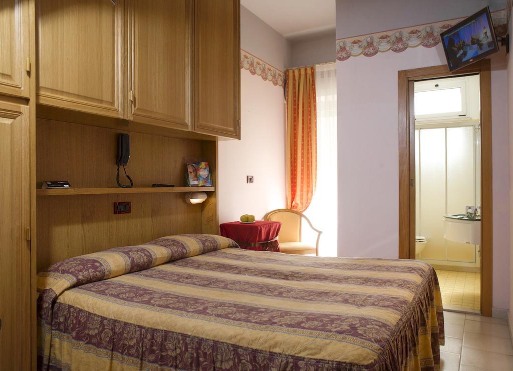 Hotel Kennedy Rimini Ngoại thất bức ảnh